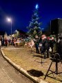 Setkání občanů Dražíče u vánočního stromečku na návsi